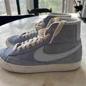 Nike Blazer Mid ‘77 Vintage Sneakers